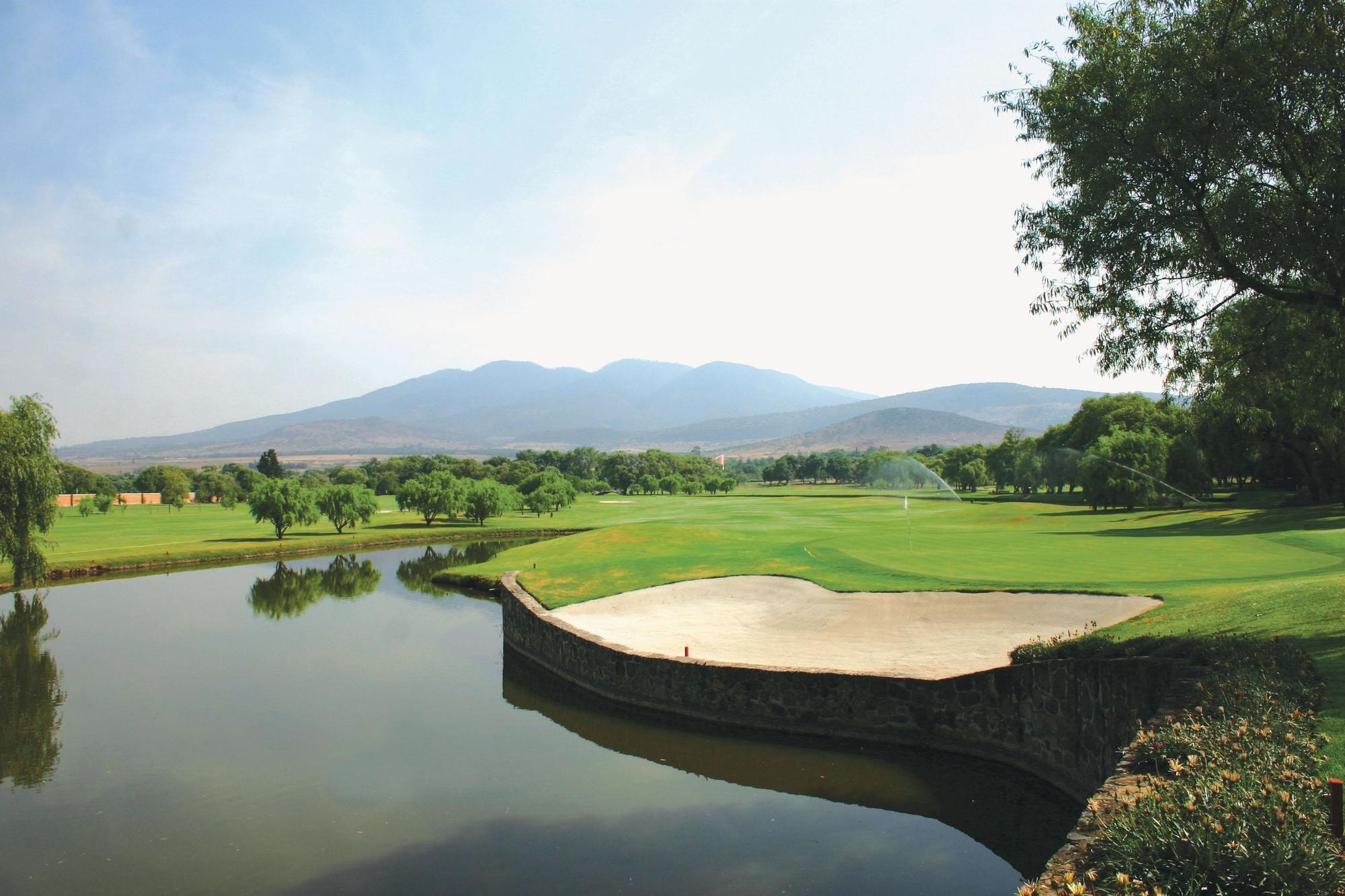 Hotel Hacienda Cantalagua Golf Contepec 외부 사진